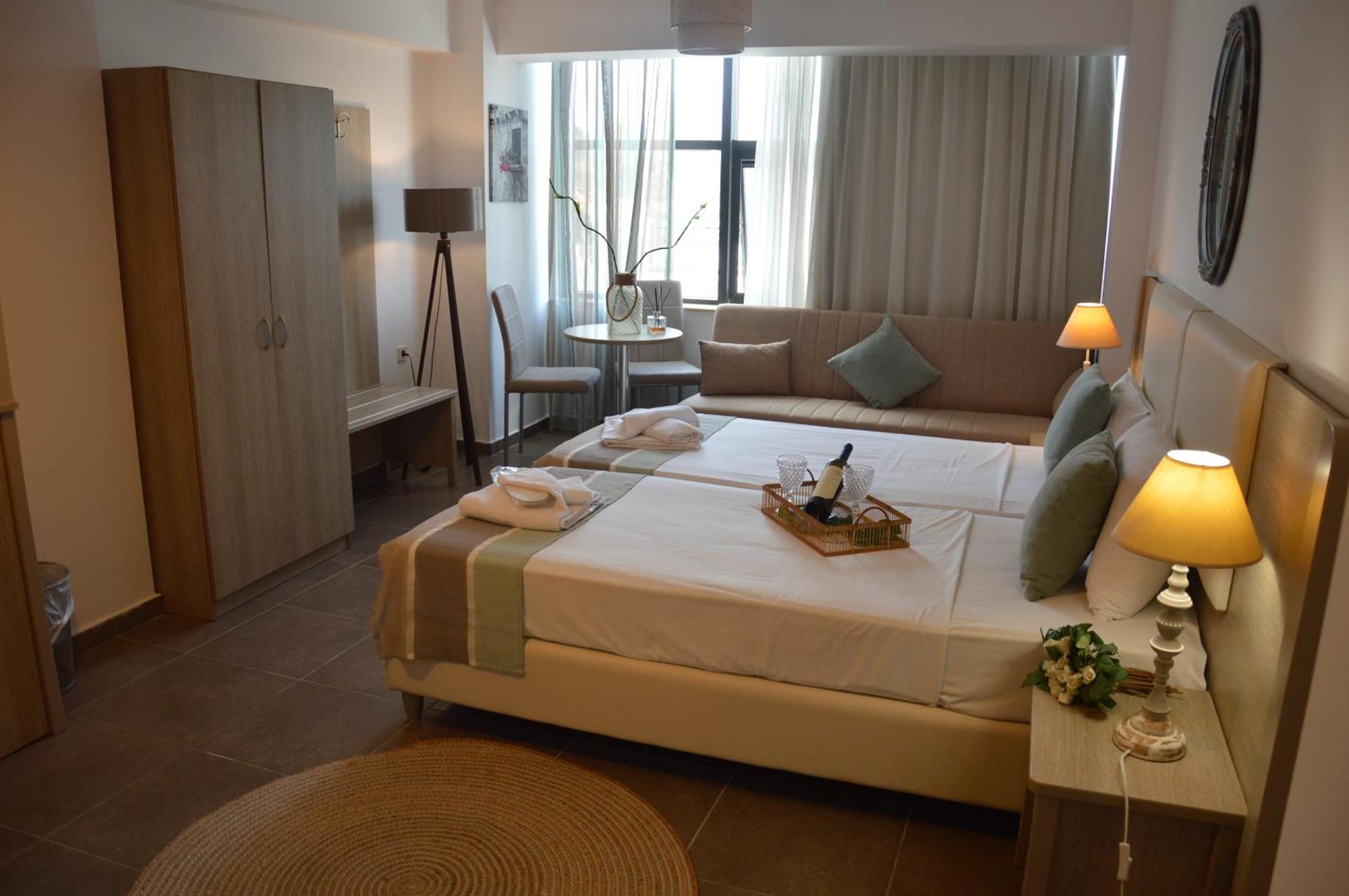 Aqua Mare Sea Side Rooms Nea Kallikrateia Экстерьер фото
