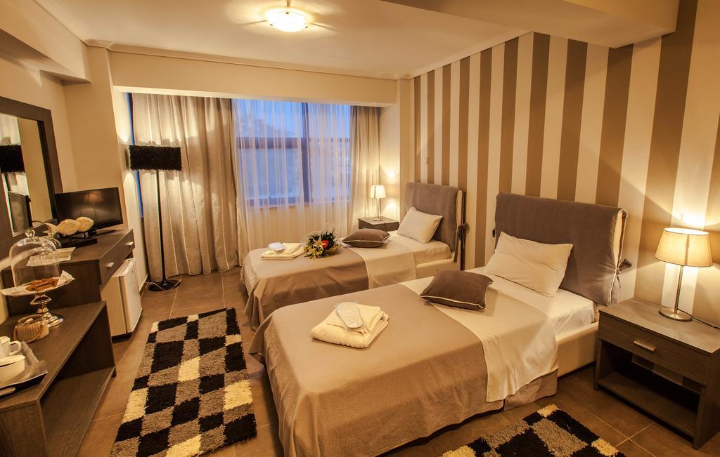 Aqua Mare Sea Side Rooms Nea Kallikrateia Экстерьер фото
