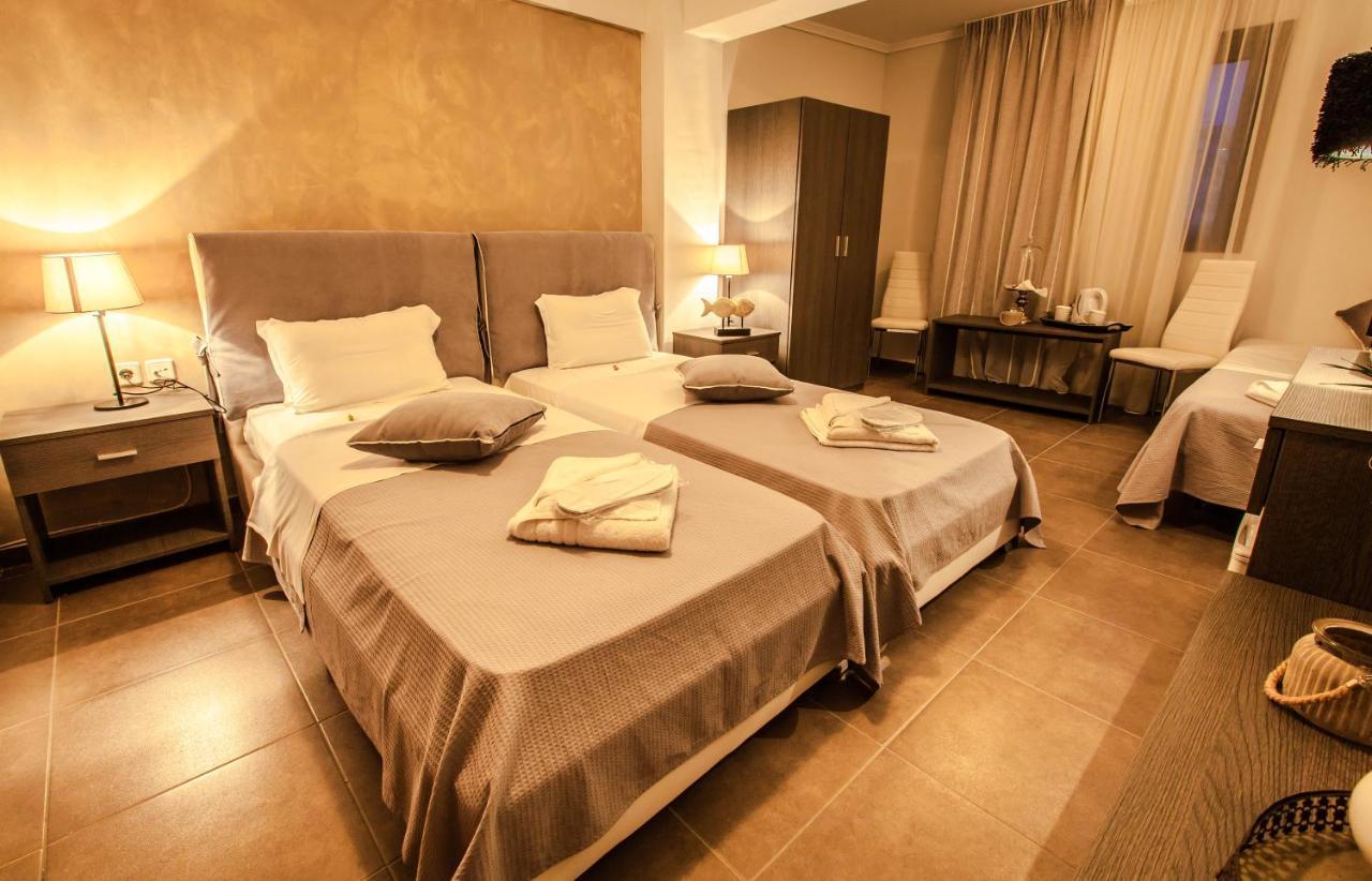 Aqua Mare Sea Side Rooms Nea Kallikrateia Экстерьер фото